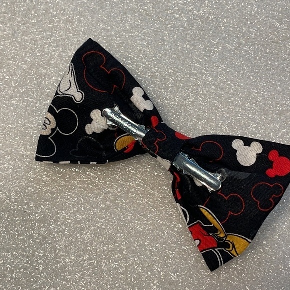 Mickey Mouse Bowtie - Picture 6 of 8